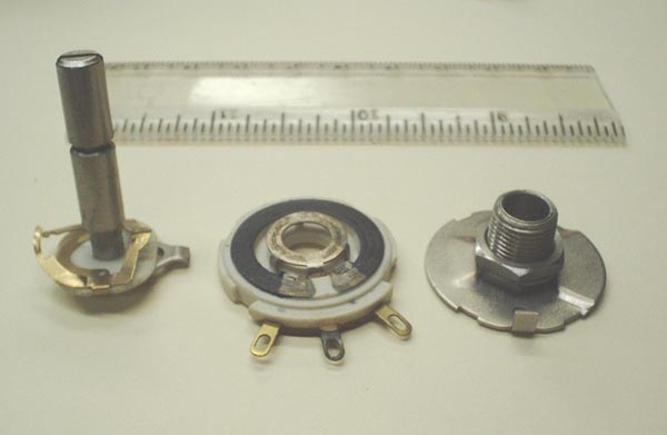  Photo of disassembled pot.