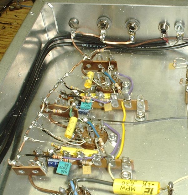  Photo showing ground wire.